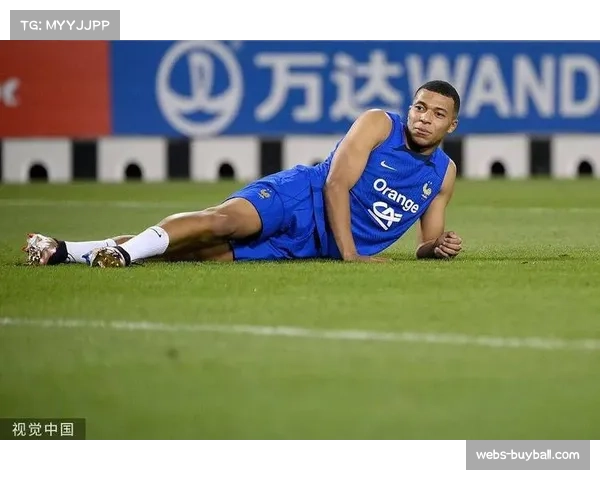 吉鲁拒绝中超邀约并期待姆巴佩在世界杯超越个人纪录